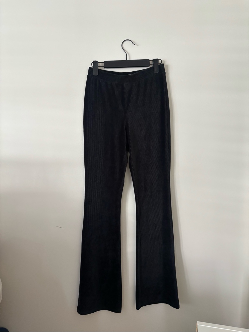 bp Black Wide-Leg Pants - Sleek Flared Silhouette